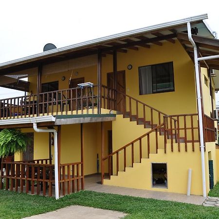 Marfi Inn كويتا الغرفة الصورة